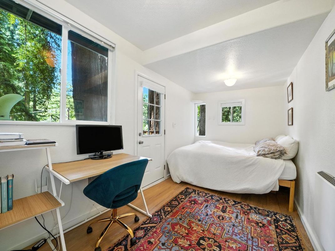 Bedroom, Home Office, Interior, Wood Texture Flooring