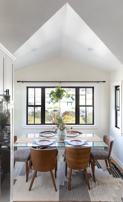Dining room, Interior, Recessed Lighting