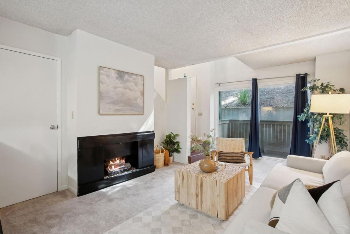 Fireplace, Interior, Living room