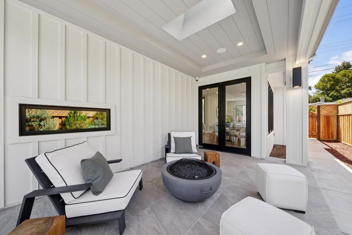 Exterior, Recessed Lighting