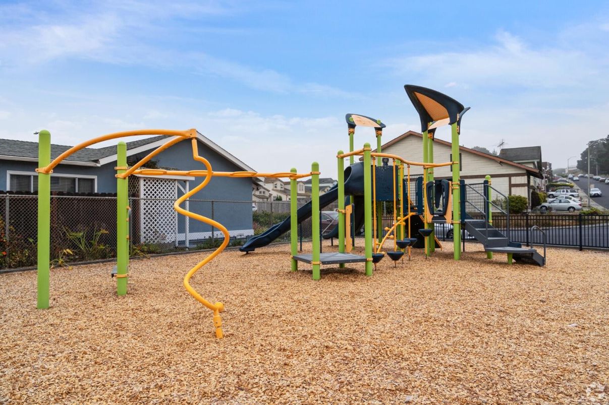 Backyard, Exterior, Playground