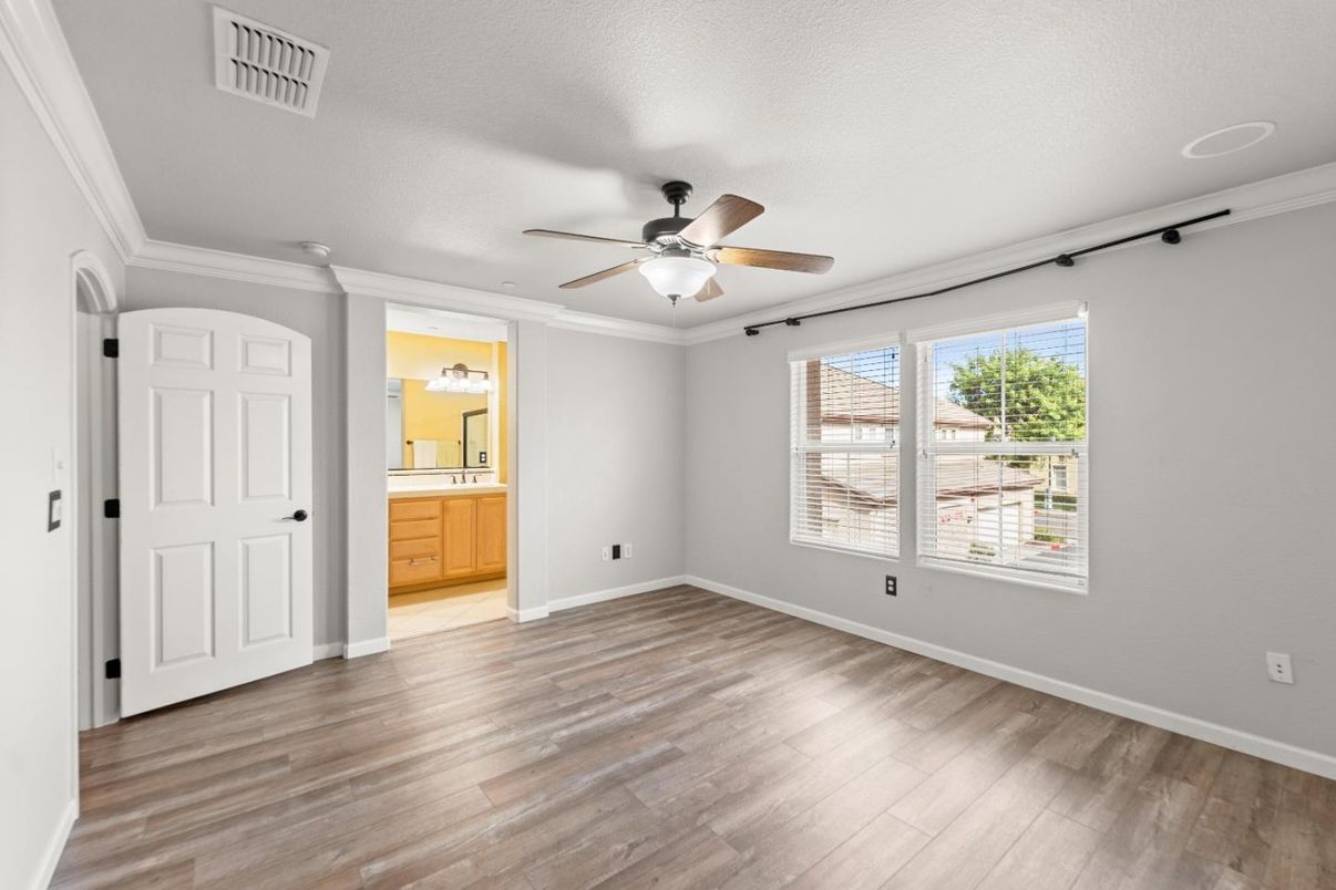 Bathroom, Empty room, Interior, Wood Texture Flooring