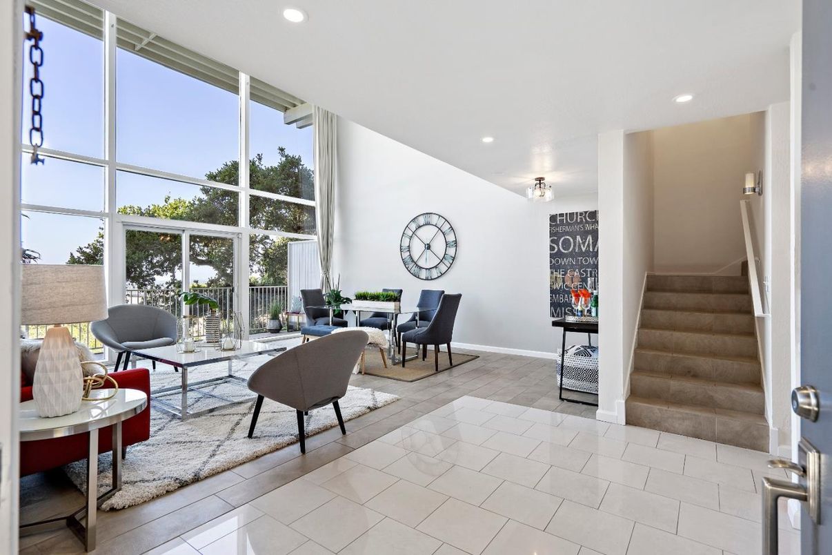 Dining room, Interior, Recessed Lighting