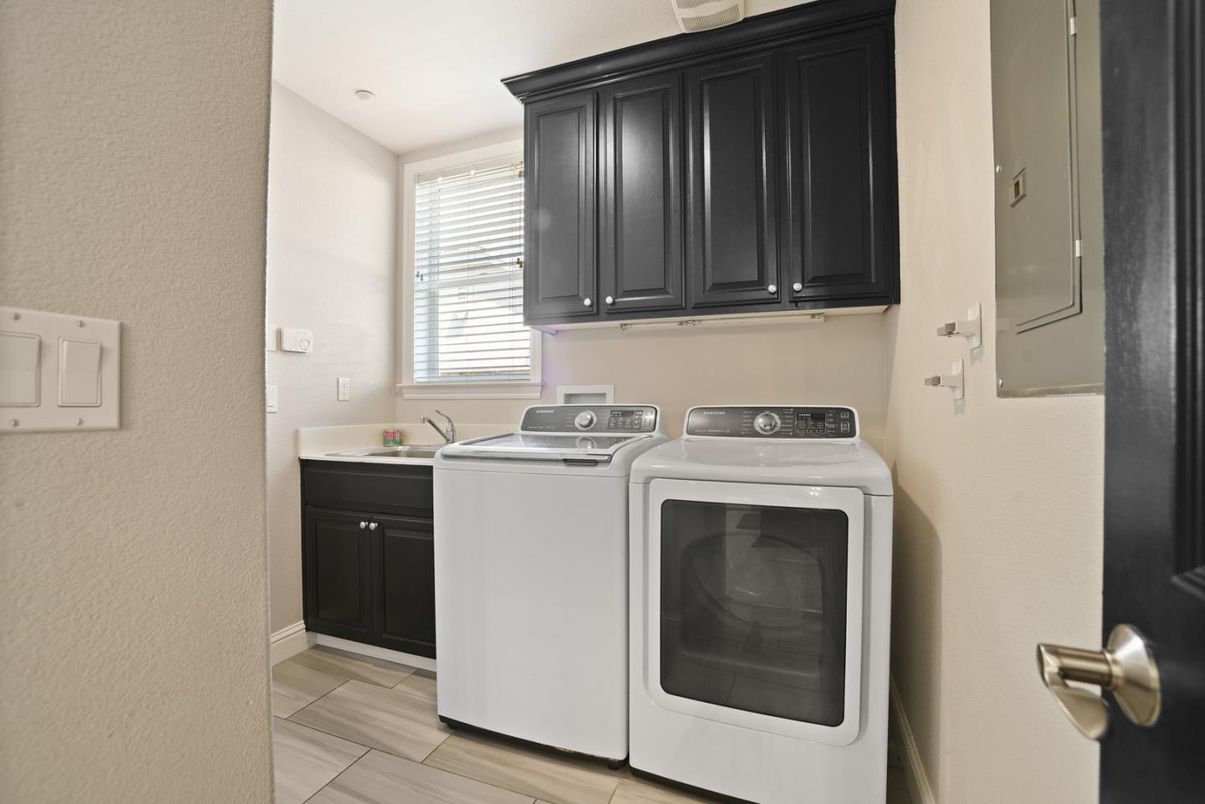 Interior, Recessed Lighting, Washer
