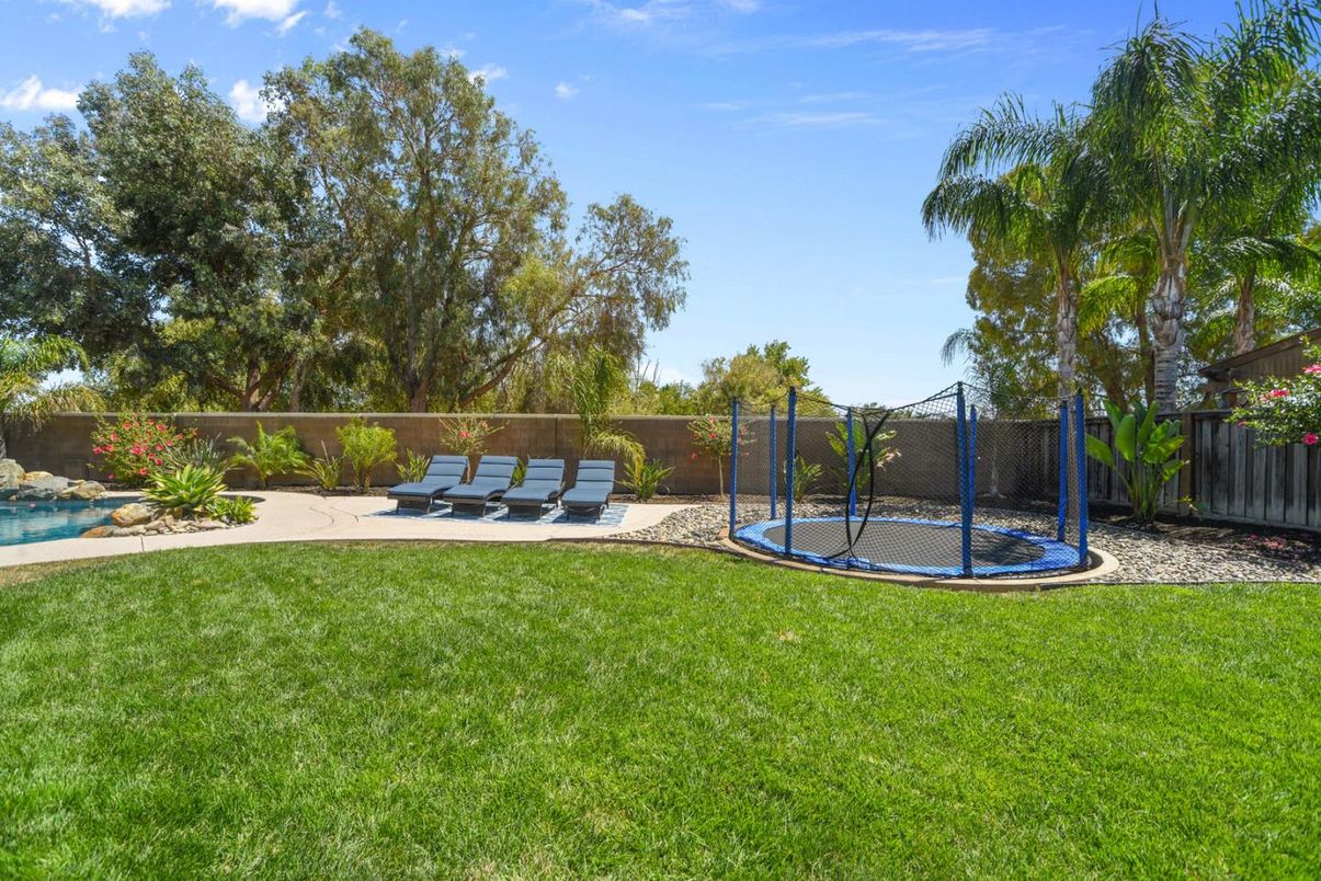 Backyard, Exterior, Pool