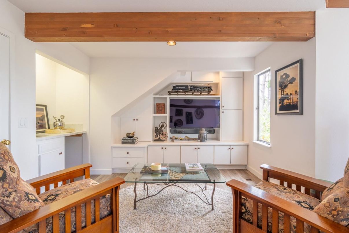 Interior, Recessed Lighting, Wooden Beams, Wood Texture Flooring