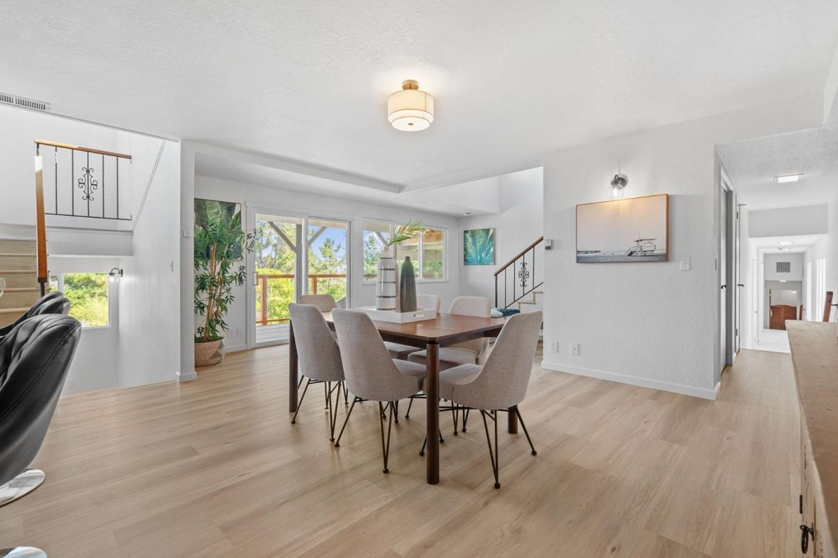 Dining room, Interior, Wood Texture Flooring