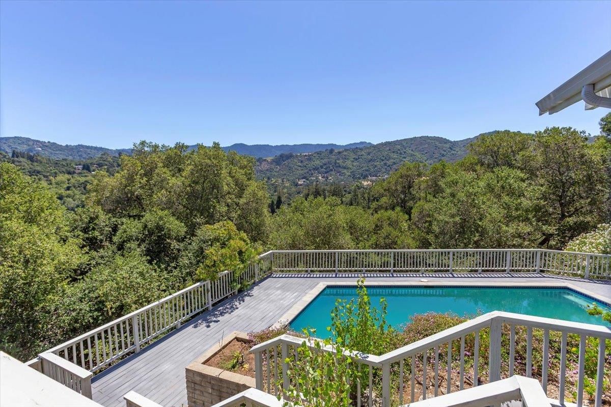 Exterior, Pool, Other