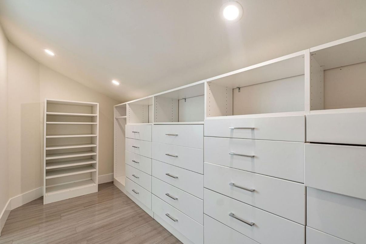 Interior, Recessed Lighting, Walk-in Closets, Wood Texture Flooring