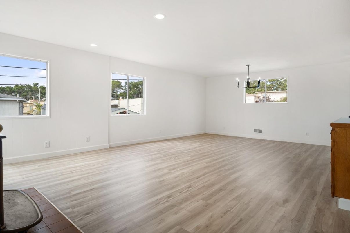 Empty room, Interior, Pendant Lights, Recessed Lighting, Wood Texture Flooring
