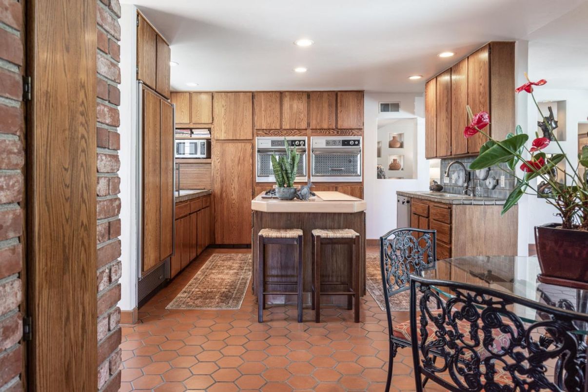 Dining room, Interior, Kitchen, Recessed Lighting