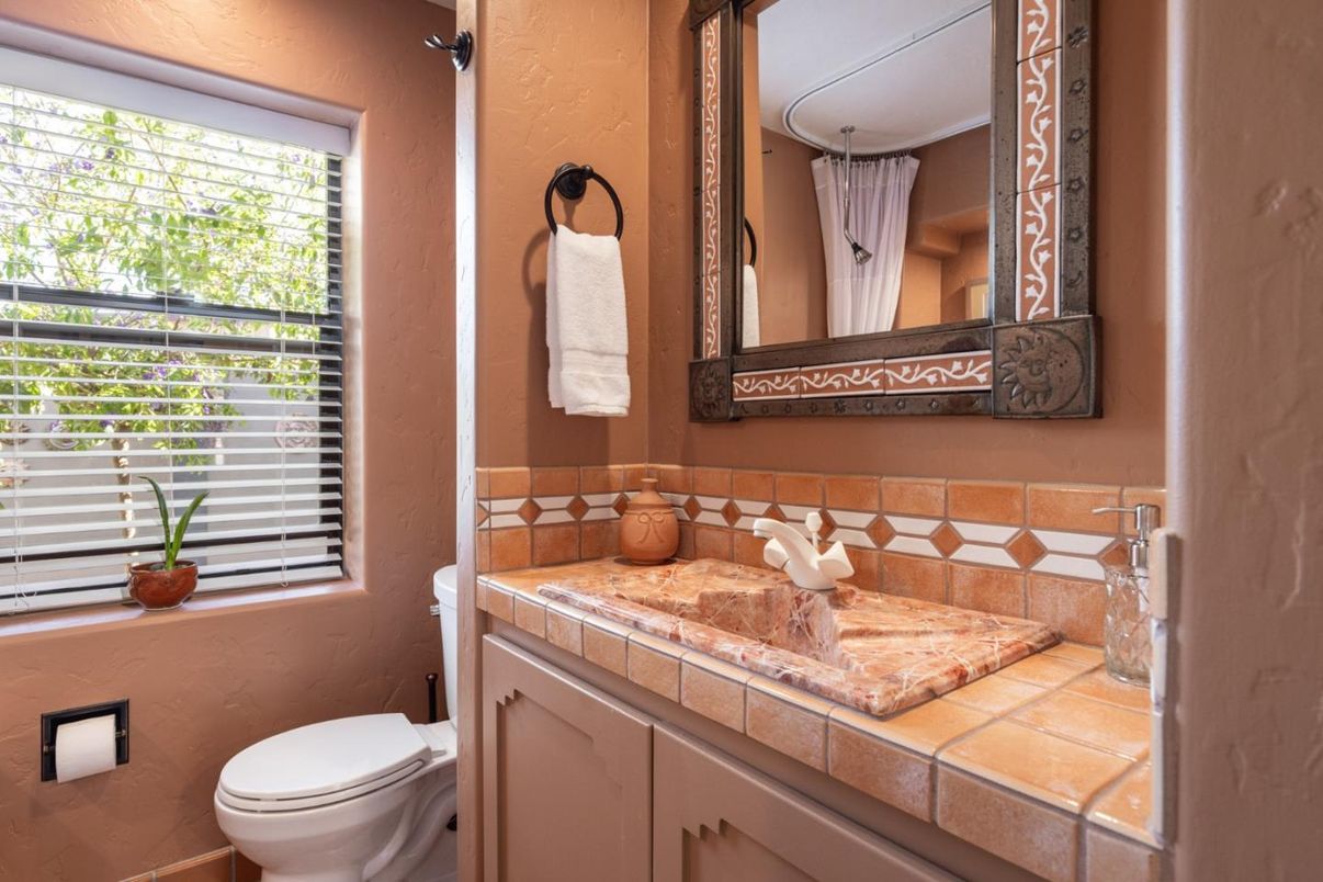 Bathroom, Interior, Tile Countertops