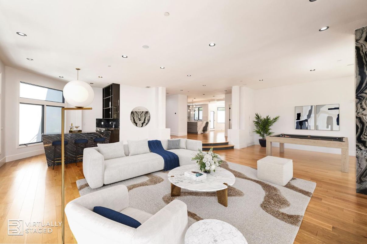Game Room, Interior, Living room, Pendant Lights, Recessed Lighting, Wood Texture Flooring