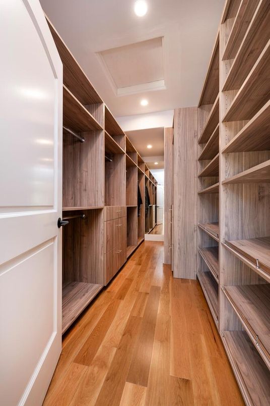 Interior, Recessed Lighting, Walk-in Closets, Wood Texture Flooring