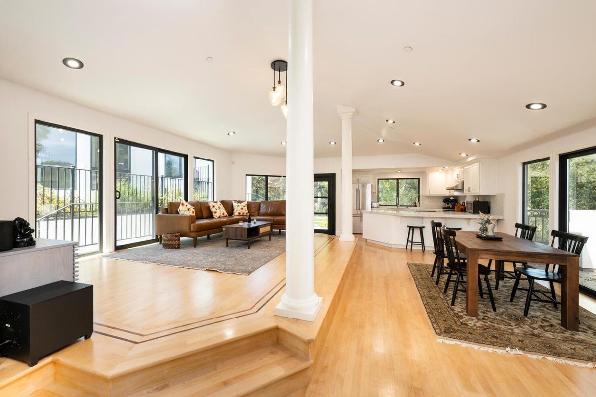 Dining room, Interior, Kitchen, Living room, Pendant Lights, Recessed Lighting, Wood Texture Flooring