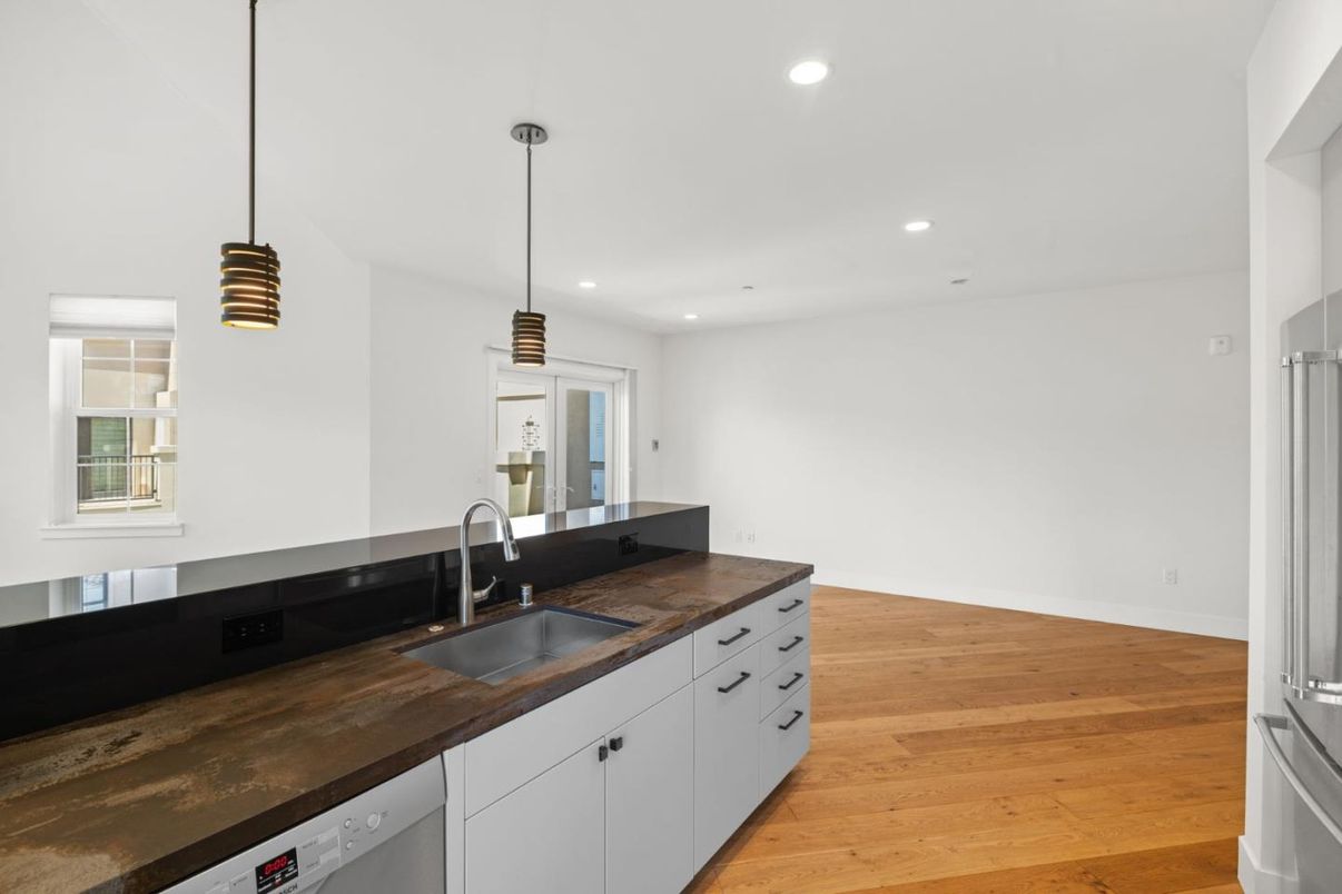 Interior, Kitchen, Pendant Lights, Recessed Lighting, Wood Texture Flooring