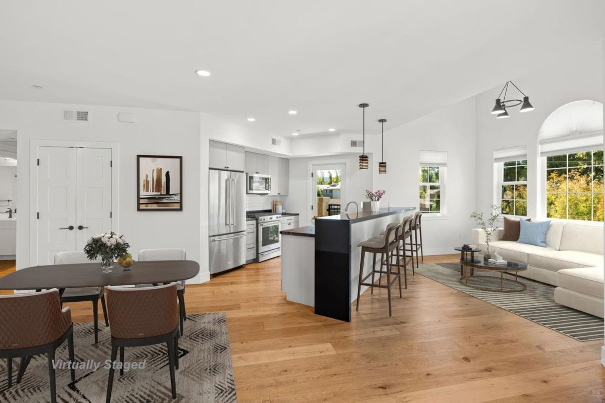 Dining room, Interior, Kitchen, Living room, Pendant Lights, Recessed Lighting, Stainless Steel Appliances, Wood Texture Flooring