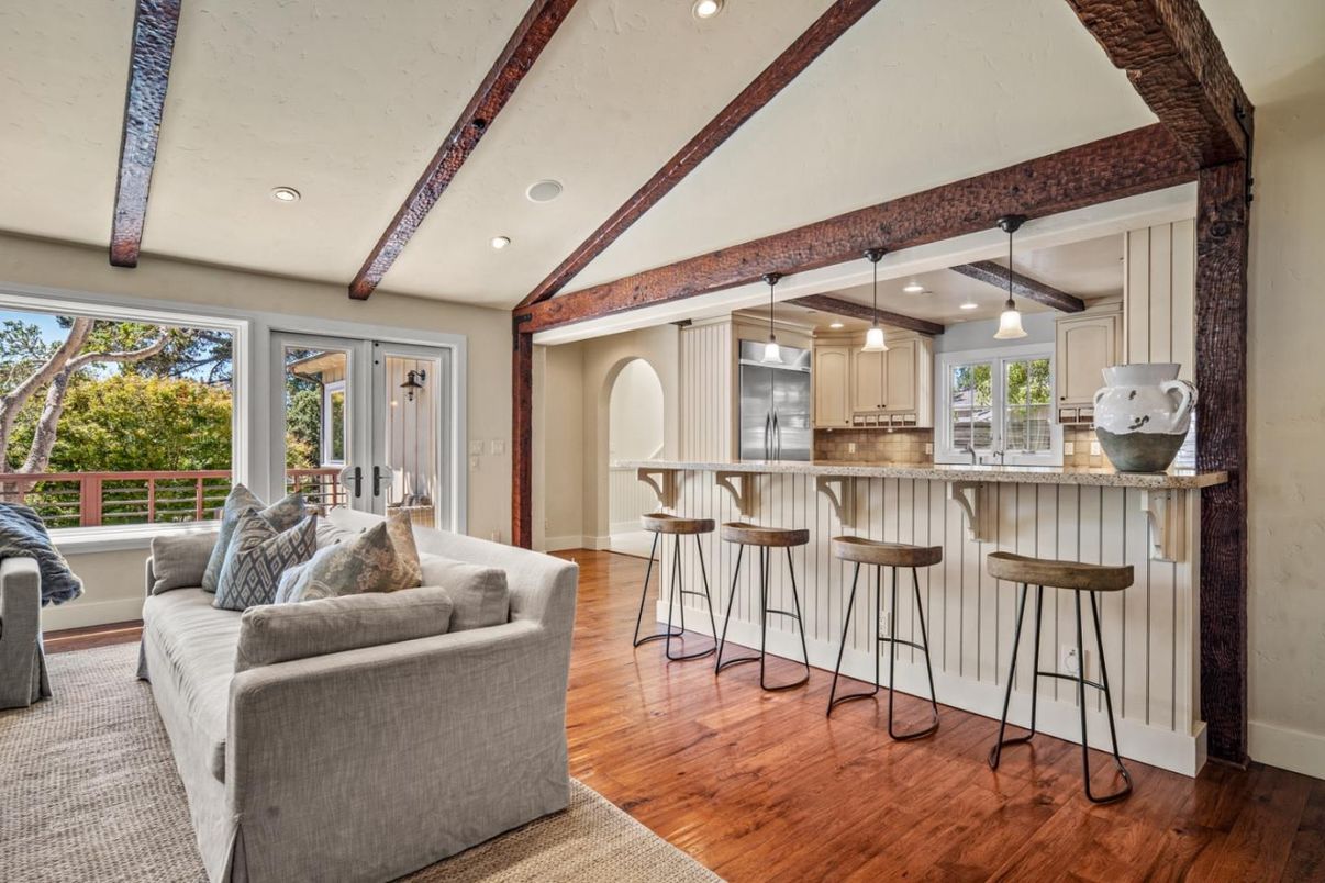 Interior, Kitchen, Living room, Pendant Lights, Recessed Lighting, Stainless Steel Appliances, Wooden Beams, Wood Texture Flooring