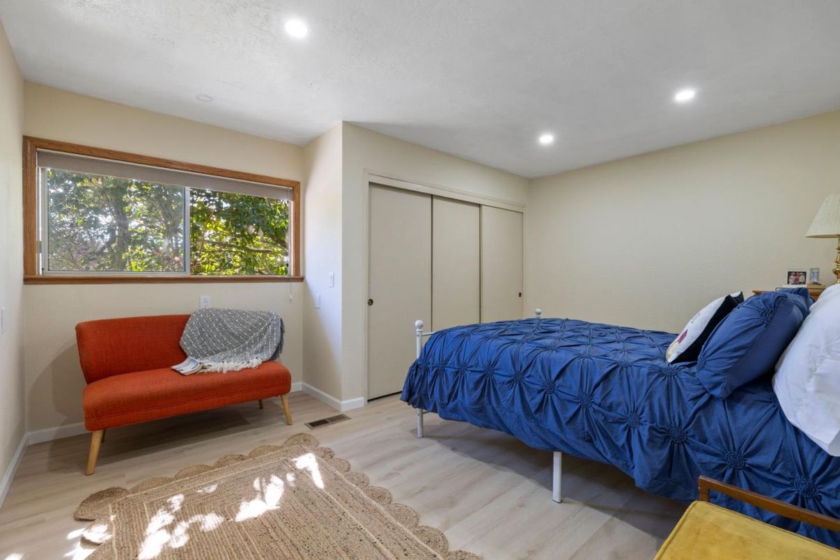 Bedroom, Interior, Recessed Lighting, Wood Texture Flooring