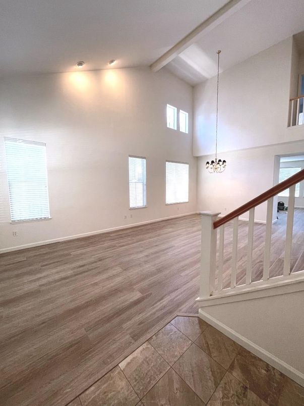 Interior, Pendant Lights, Wood Texture Flooring