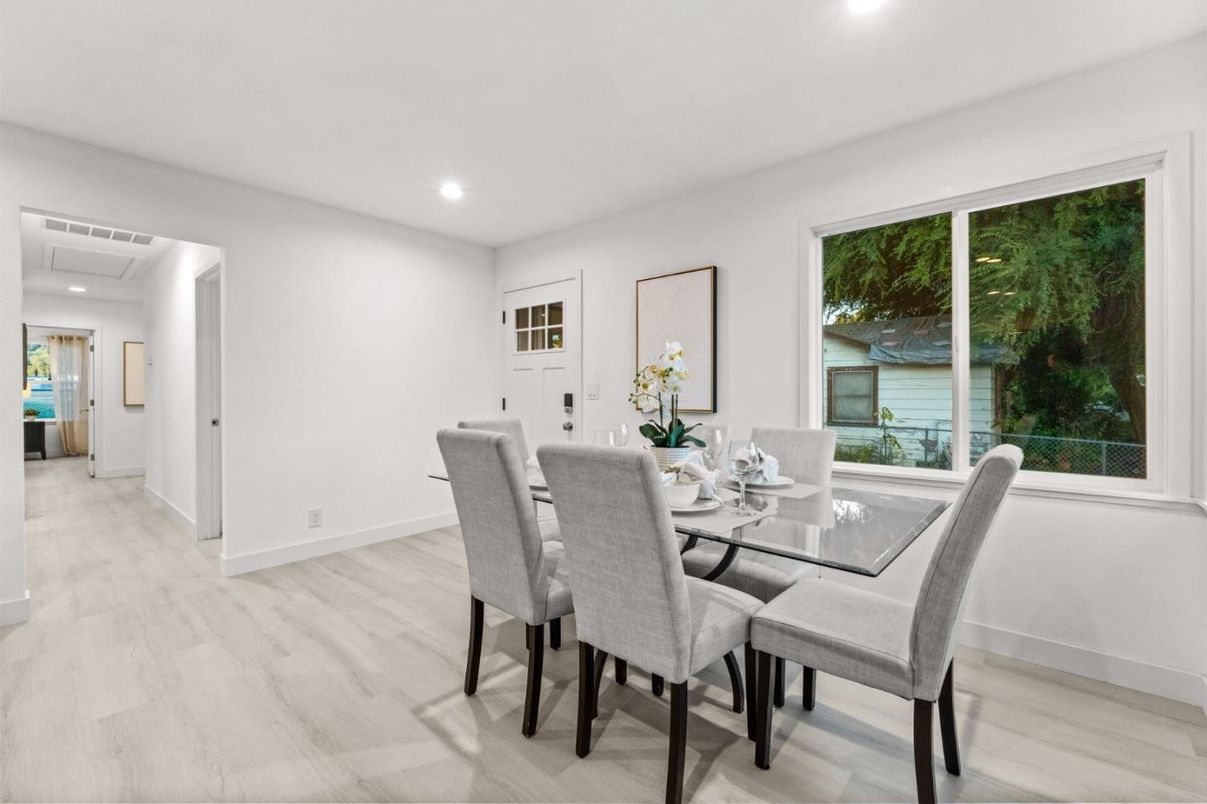 Dining room, Interior, Recessed Lighting, Wood Texture Flooring