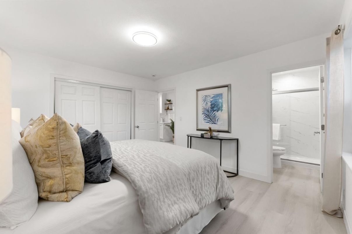 Bathroom, Bedroom, Interior, Wood Texture Flooring
