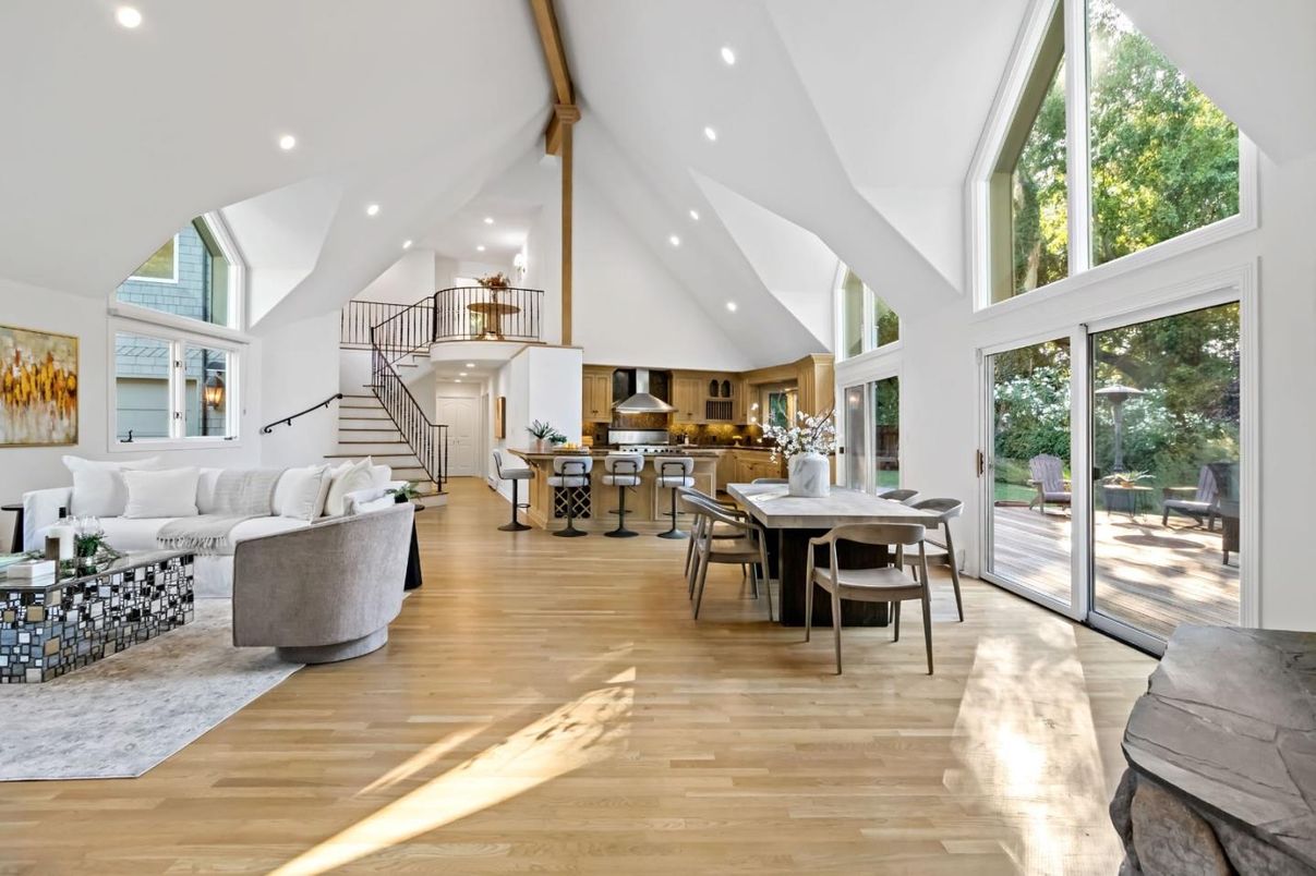 Dining room, Interior, Kitchen, Living room, Recessed Lighting, Wood Texture Flooring