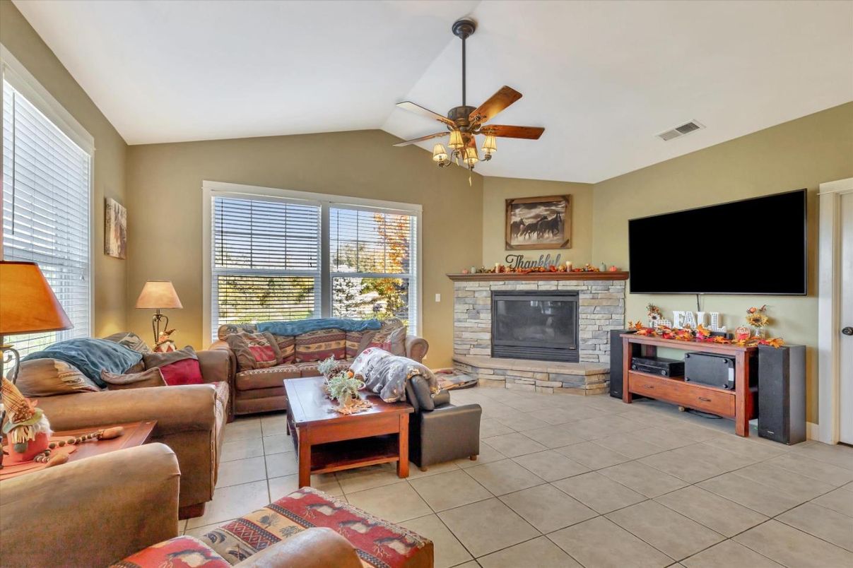 Fireplace, Interior, Living room