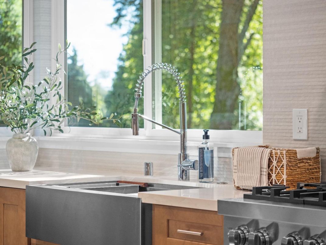 Interior, Kitchen, Stainless Steel Appliances