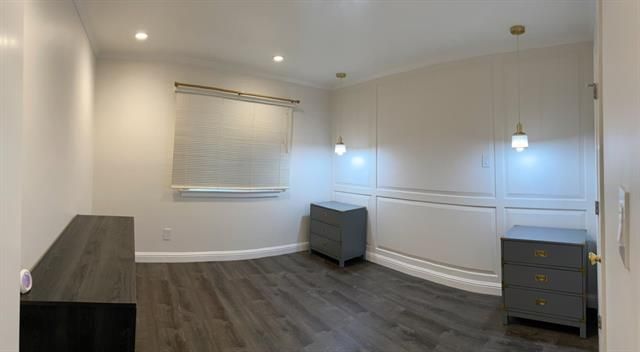 Interior, Pendant Lights, Recessed Lighting, Wood Texture Flooring