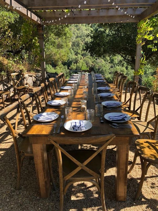 Dining room, Exterior