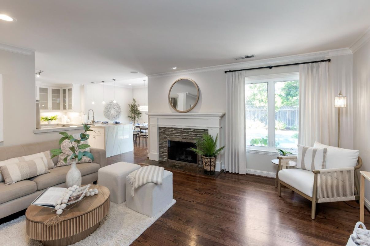 Fireplace, Interior, Living room, Pendant Lights, Recessed Lighting, Wood Texture Flooring