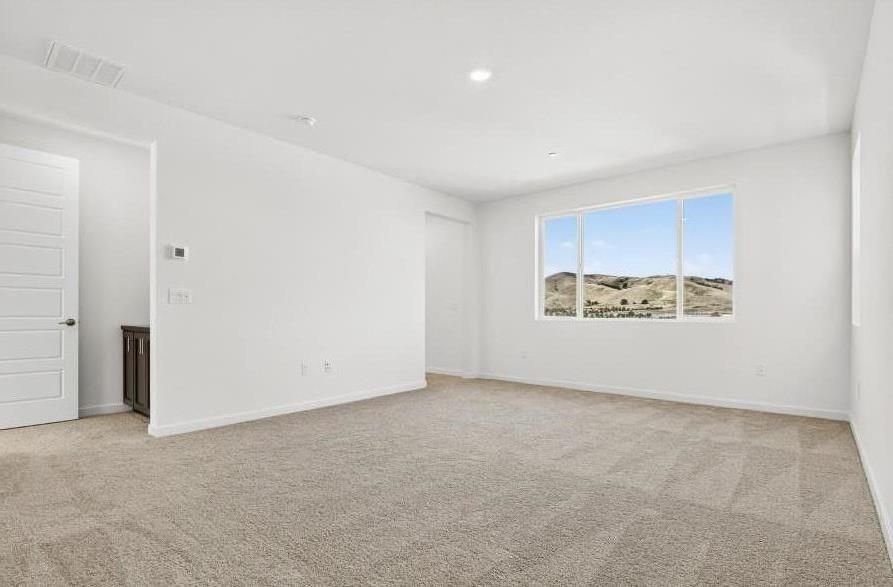 Empty room, Interior, Recessed Lighting