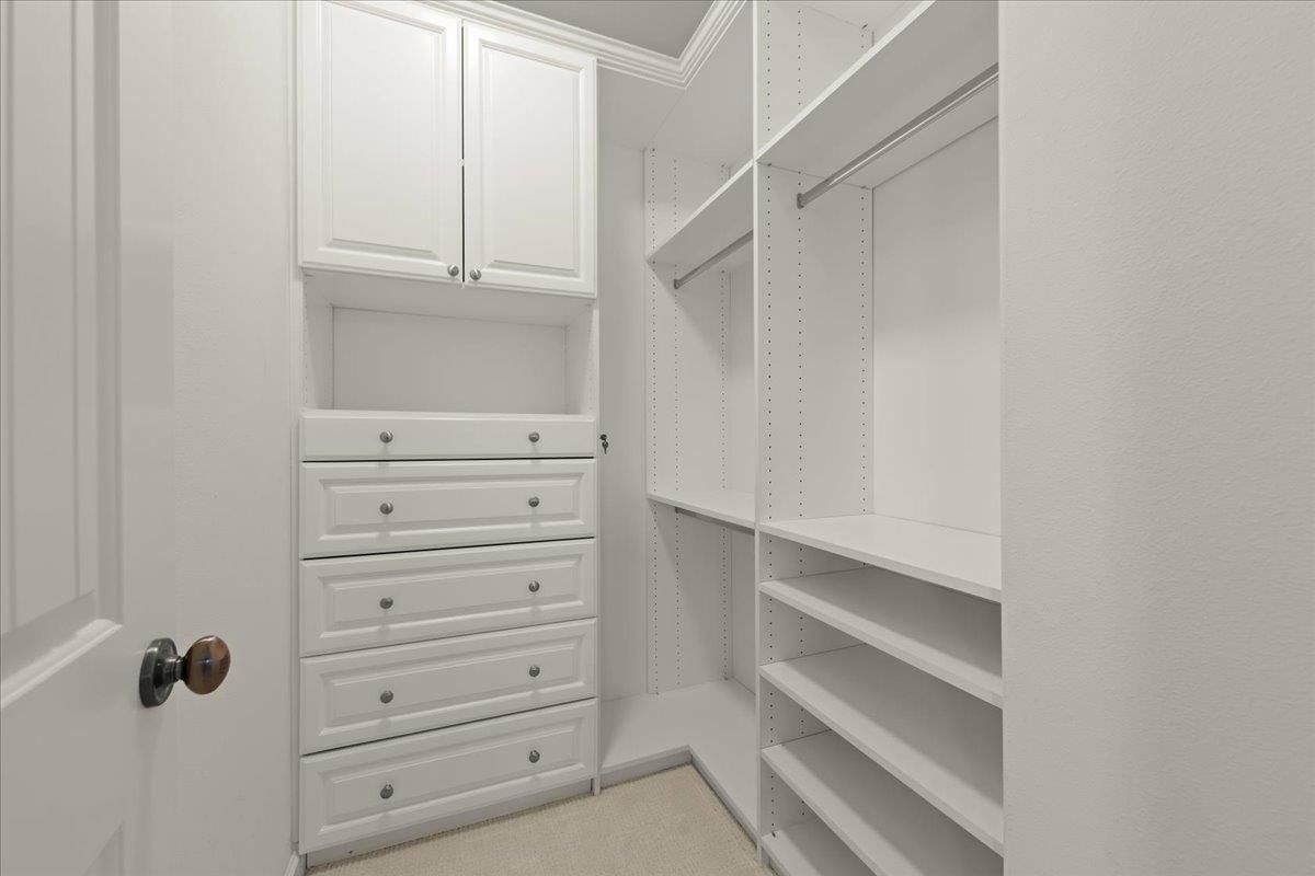 Interior, Walk-in Closets