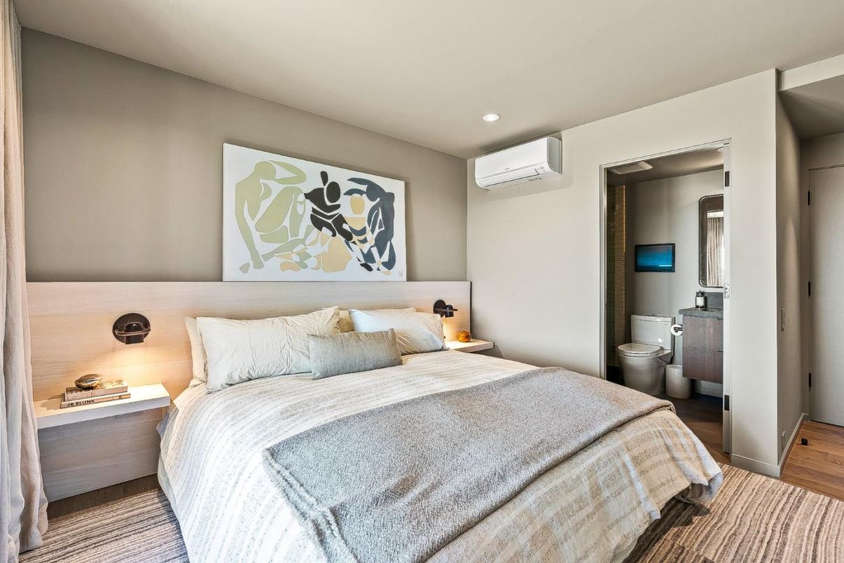 Bathroom, Bedroom, Interior, Recessed Lighting, Wood Texture Flooring