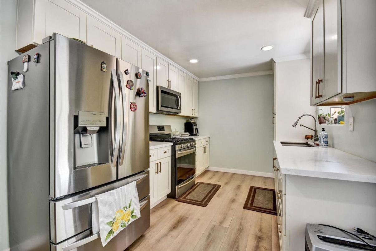 Interior, Kitchen, Recessed Lighting, Stainless Steel Appliances, Wood Texture Flooring