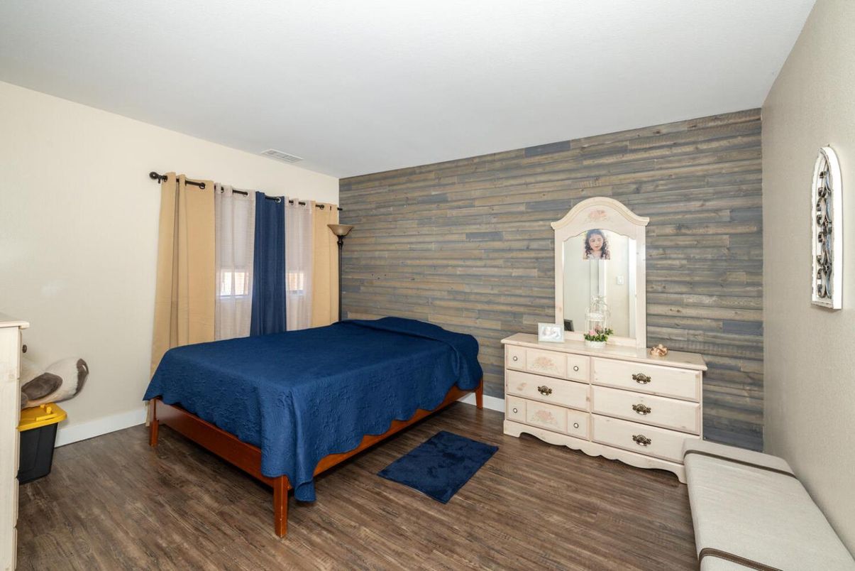 Bedroom, Interior, Wood Texture Flooring, Wooden Walls