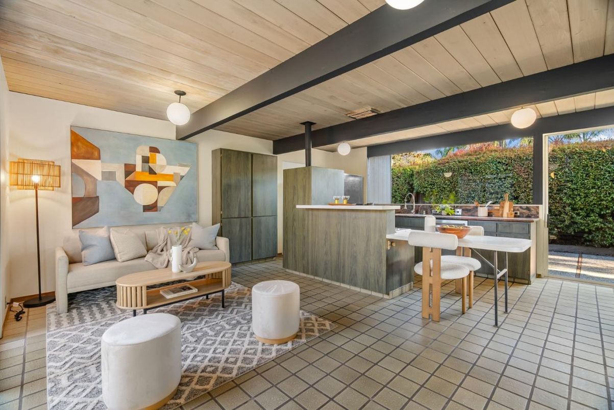 Interior, Living room, Pendant Lights, Wooden Ceilings