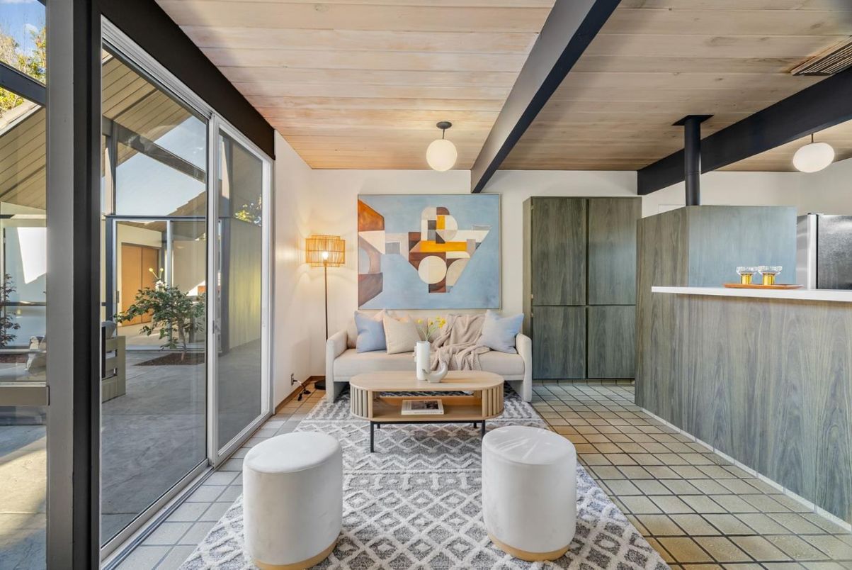 Interior, Living room, Pendant Lights, Wooden Ceilings