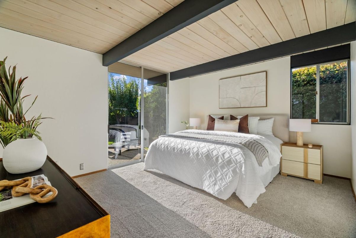 Bedroom, Interior, Wooden Ceilings