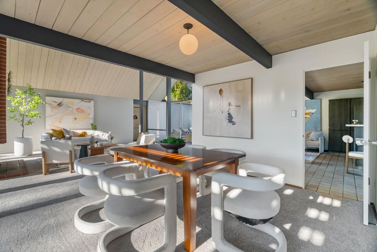Dining room, Interior, Pendant Lights, Wooden Ceilings