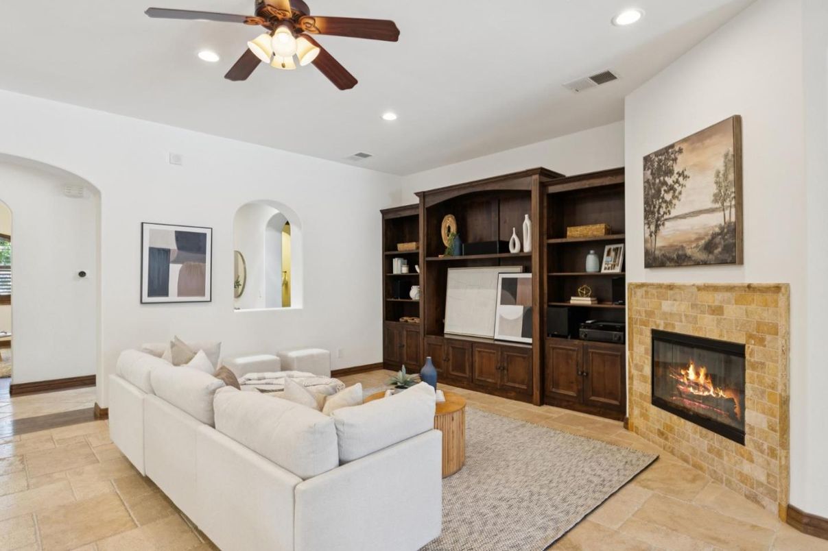 Fireplace, Interior, Living room, Recessed Lighting