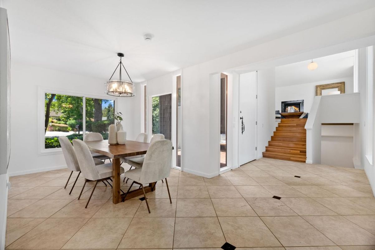 Dining room, Fireplace, Interior, Pendant Lights
