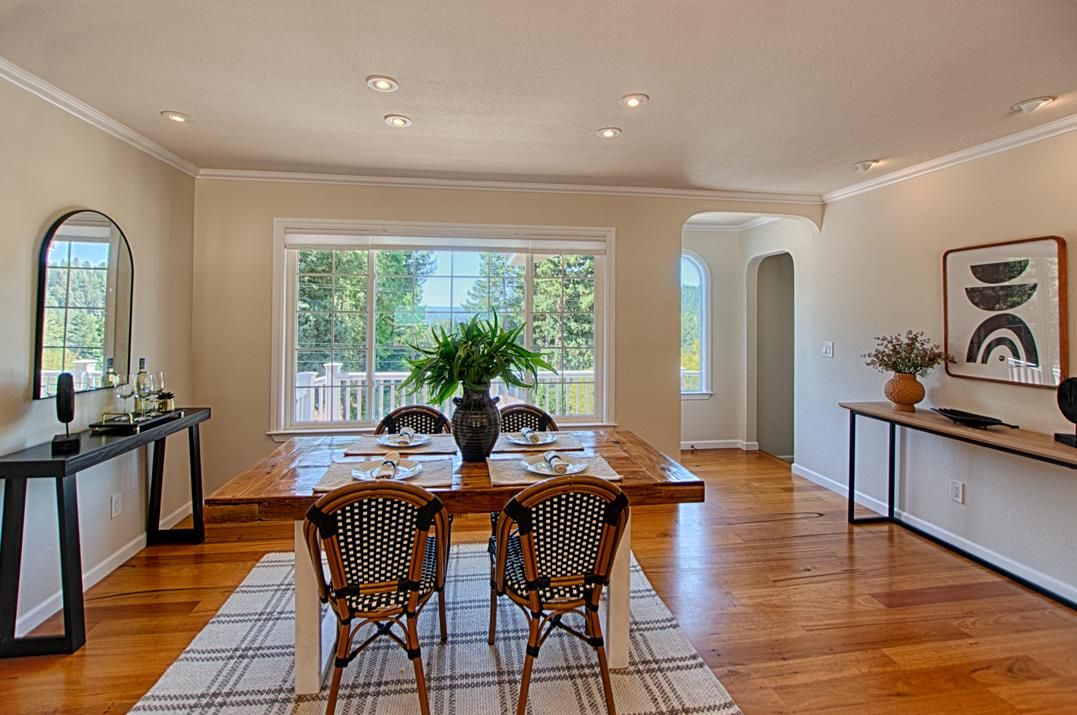 Dining room, Interior, Recessed Lighting, Wood Texture Flooring