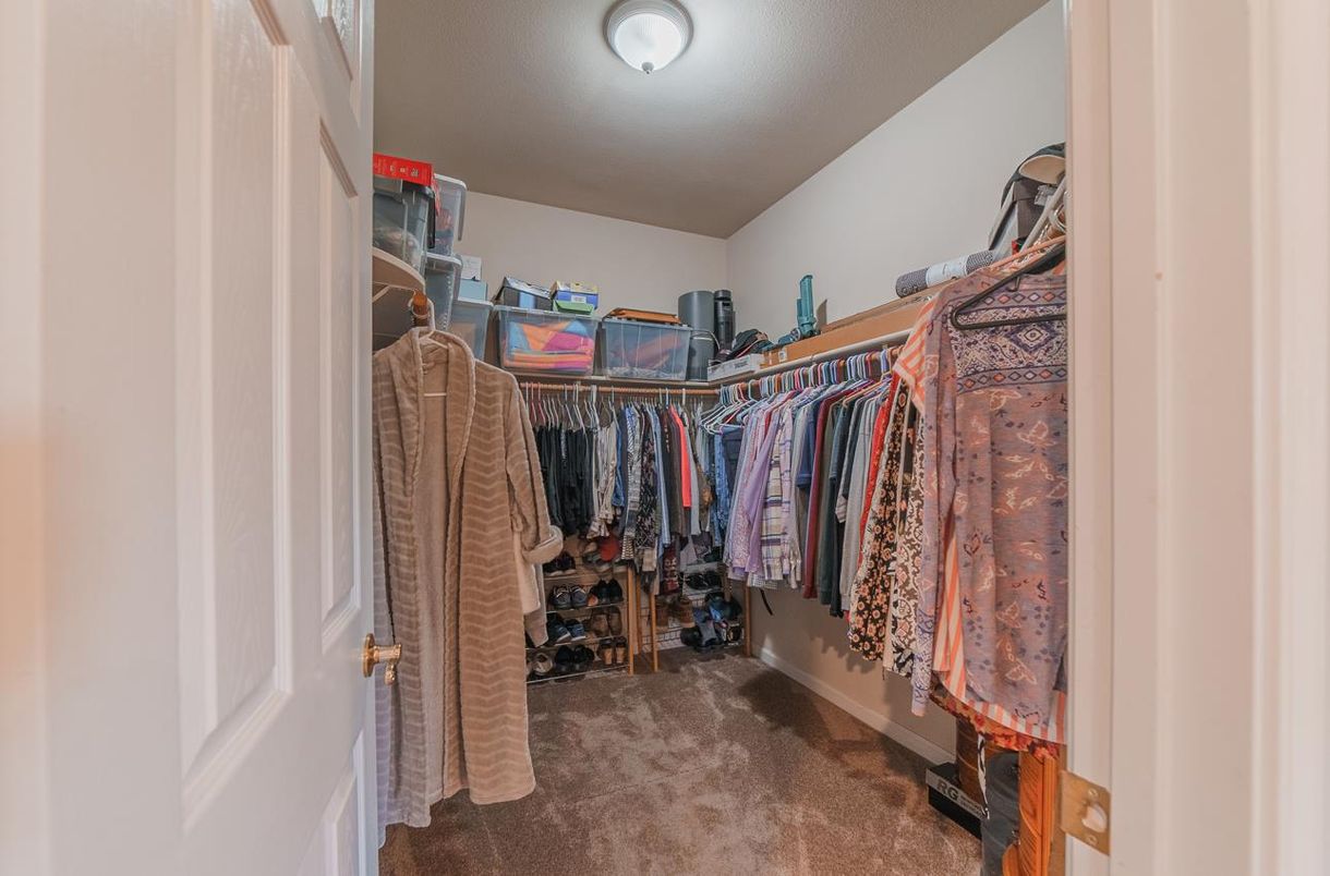 Interior, Walk-in Closets