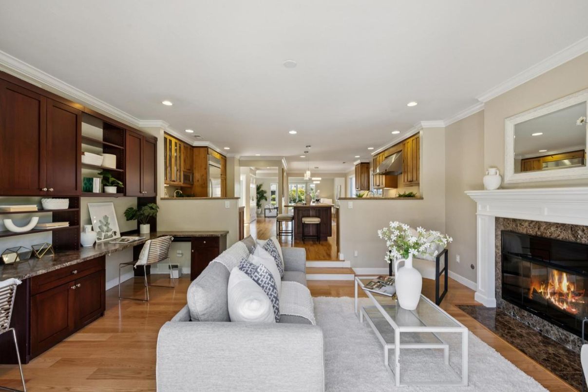 Fireplace, Interior, Kitchen, Living room, Pendant Lights, Recessed Lighting, Wood Texture Flooring