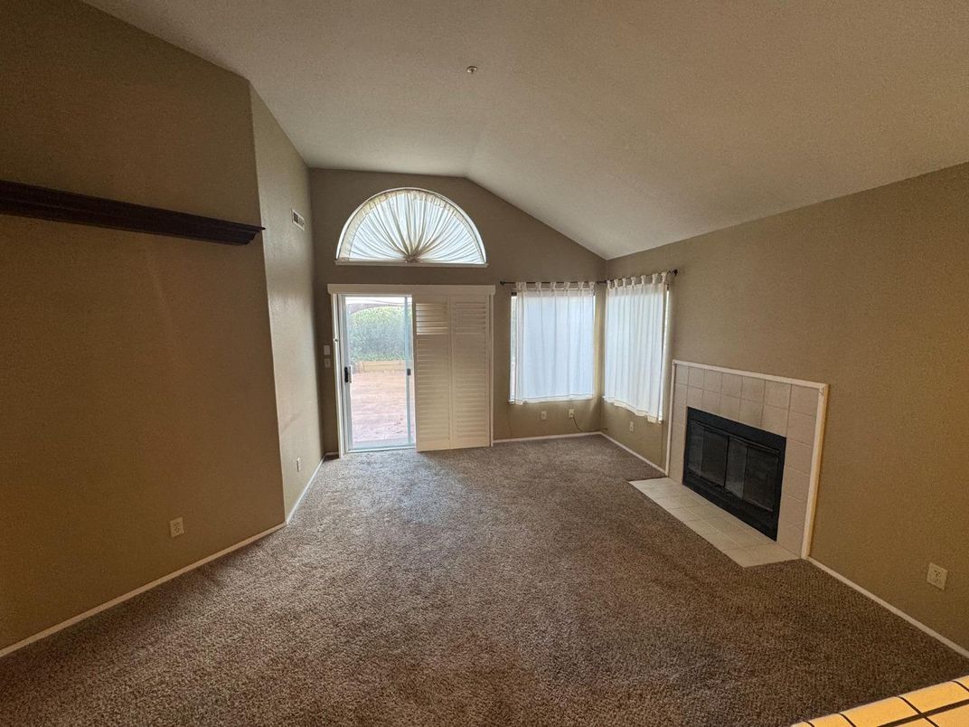 Empty room, Fireplace, Interior