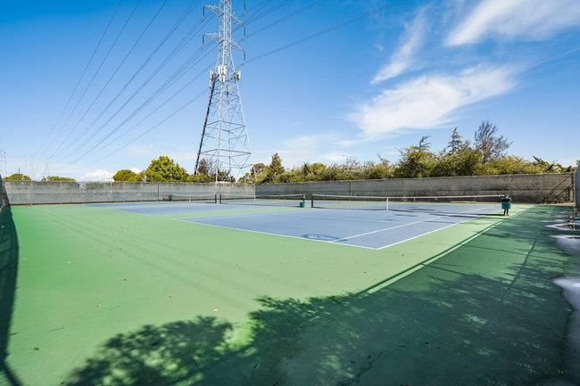 Exterior, Tennis Courts