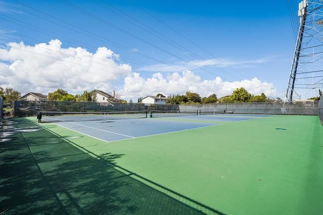 Exterior, Tennis Courts