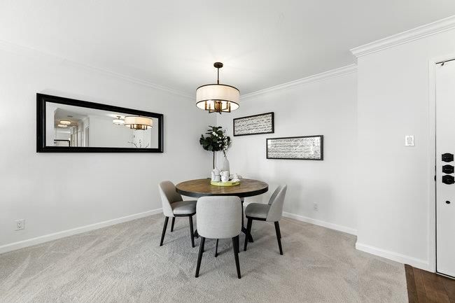 Chandelier, Dining room, Interior